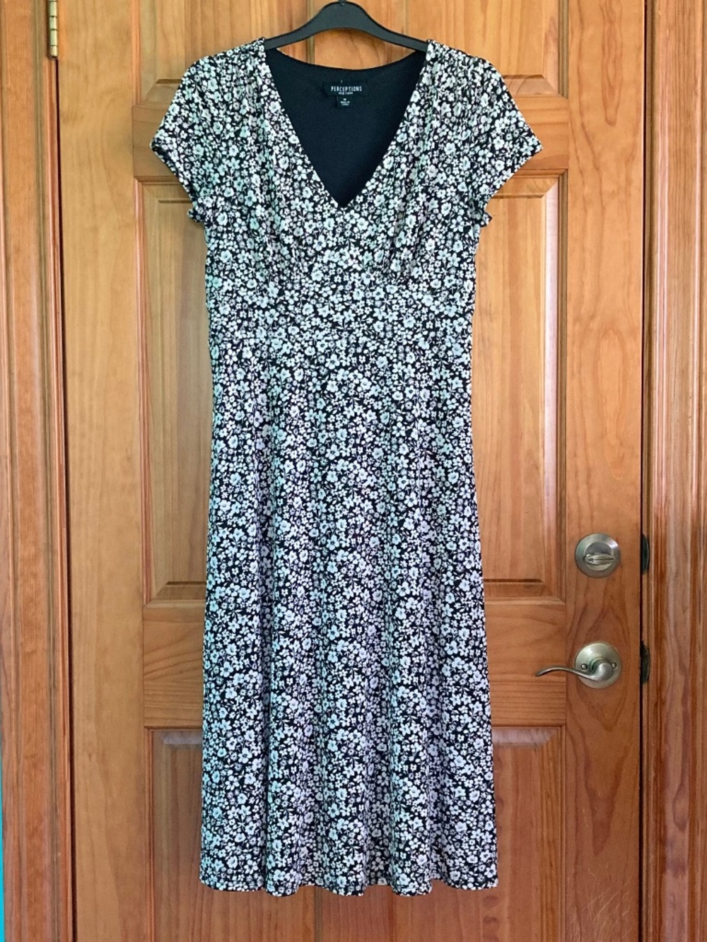 Women’s size medium Perceptions New York black and white floral A-line dress